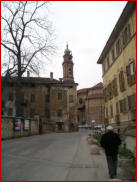 Palazzo visto da via Villastellone.