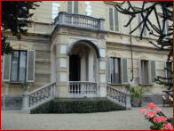 Facciata verso il giardino