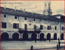 Vecchia foto del "Palazzo della Comunità" 